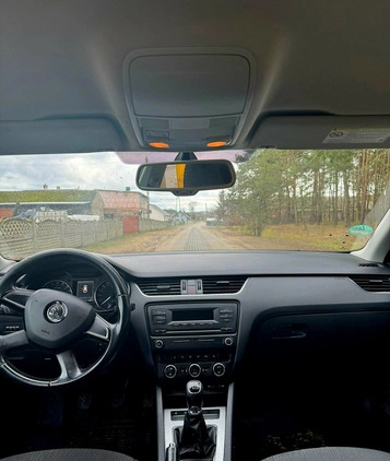 Skoda Octavia cena 26000 przebieg: 360646, rok produkcji 2014 z Zbąszyń małe 22